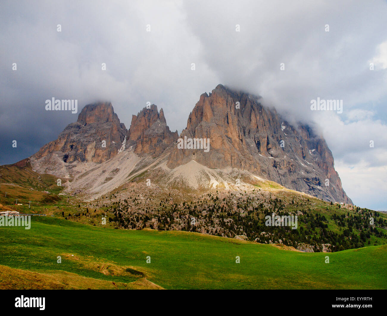 Gruppo del Sasso Lungo al Passo Sella, Italia, Alto Adige, Dolomiti Foto Stock