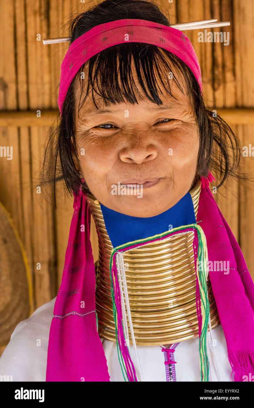 Lungo collo Karen, Thailandia Chiang Rai Foto Stock