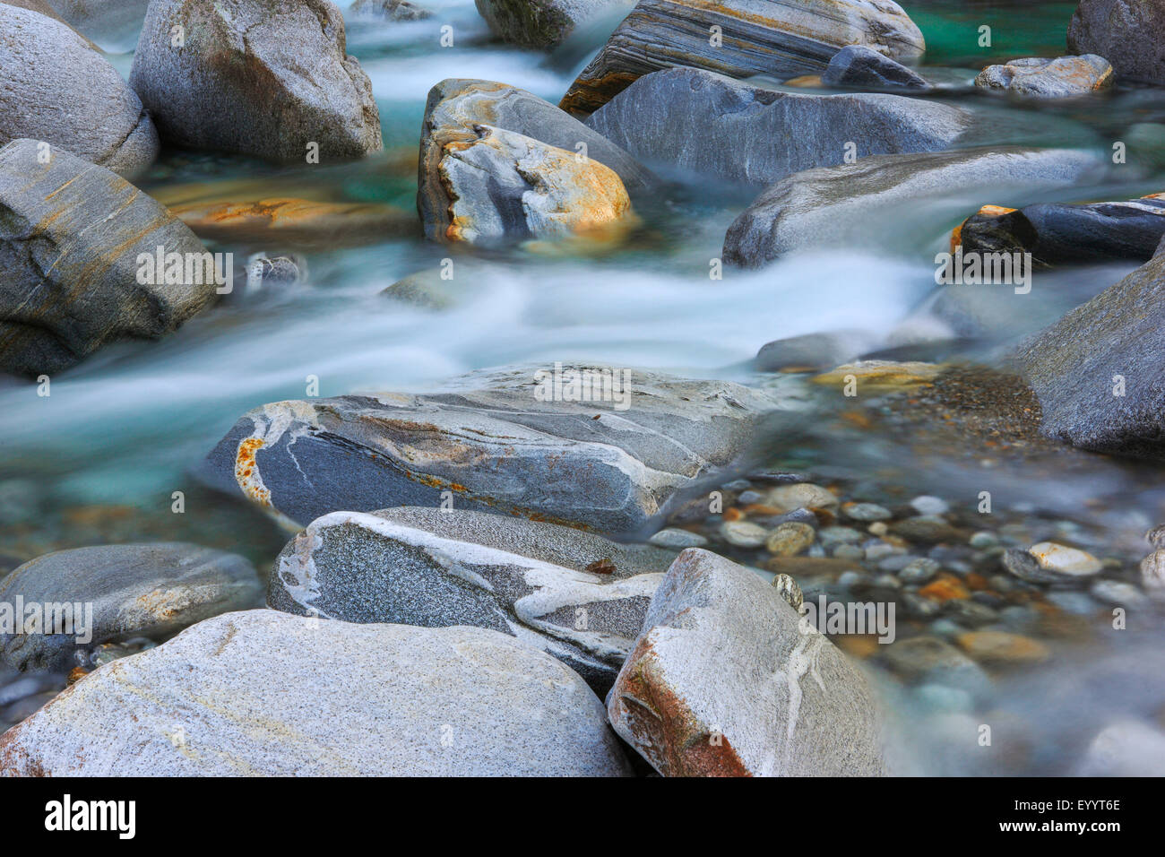 Fiume Verzasca bed, Svizzera Ticino, Verzascatal Foto Stock