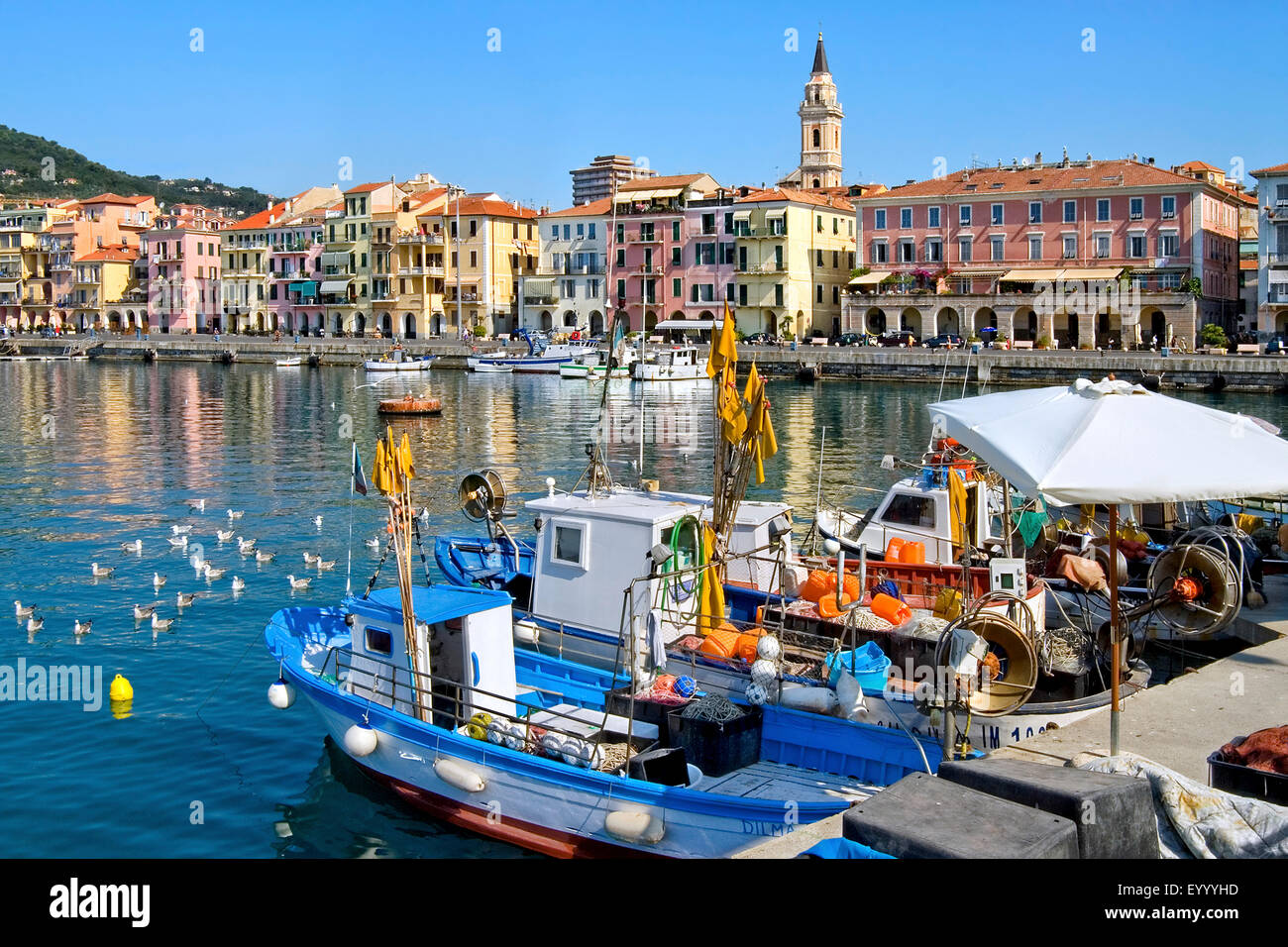 Villaggio di Oneglia nel Parco Nazionale delle Cinque Terre in Liguria, Italia, Liguria, il Parco Nazionale delle Cinque Terre, Oneglia Foto Stock