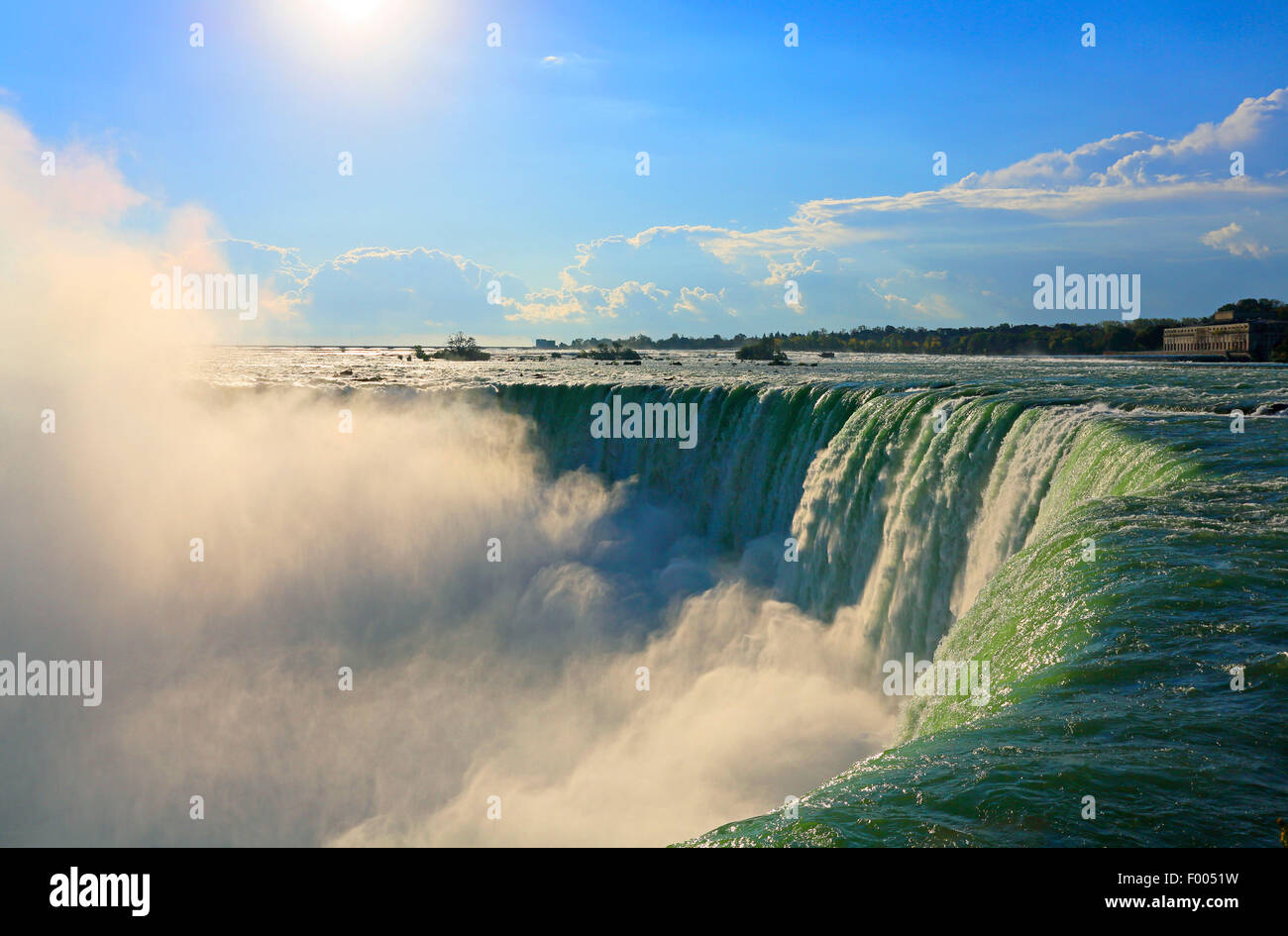 Cascate del Niagara, sea spray sopra la cascata, Canada Ontario, Niagara Foto Stock