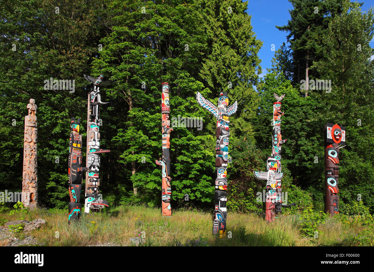 Totem nel Parco di Stanley, Canada, British Columbia, Vancouver Foto Stock