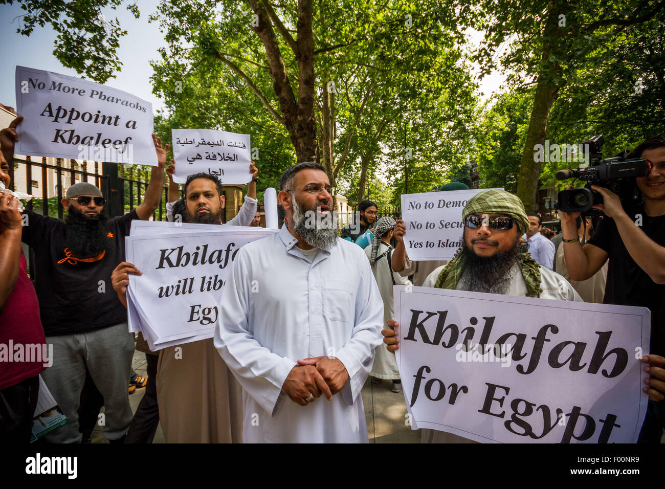 Londra, Regno Unito. 5 agosto 2015.FILE PIX: islamista radicale Anjem Choudary caricato con incoraggiante sostegno per uno Stato islamico (ISIS) Foto scattata xii di luglio, 2013. Credito: Guy Corbishley/Alamy Live News Foto Stock