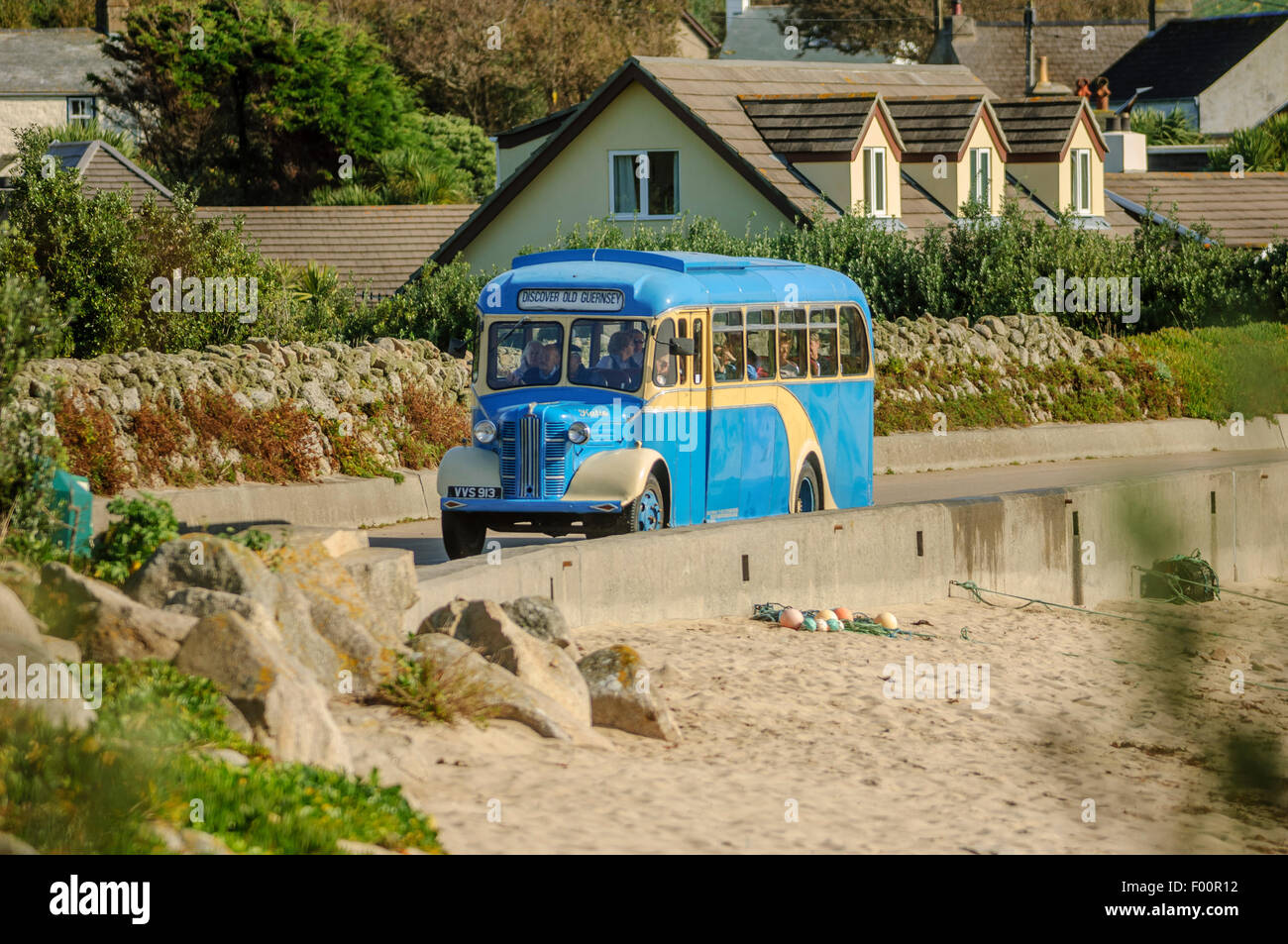 Katie la vintage tour in autobus intorno a St Mary s. Isola di Scilly. Cornovaglia Foto Stock