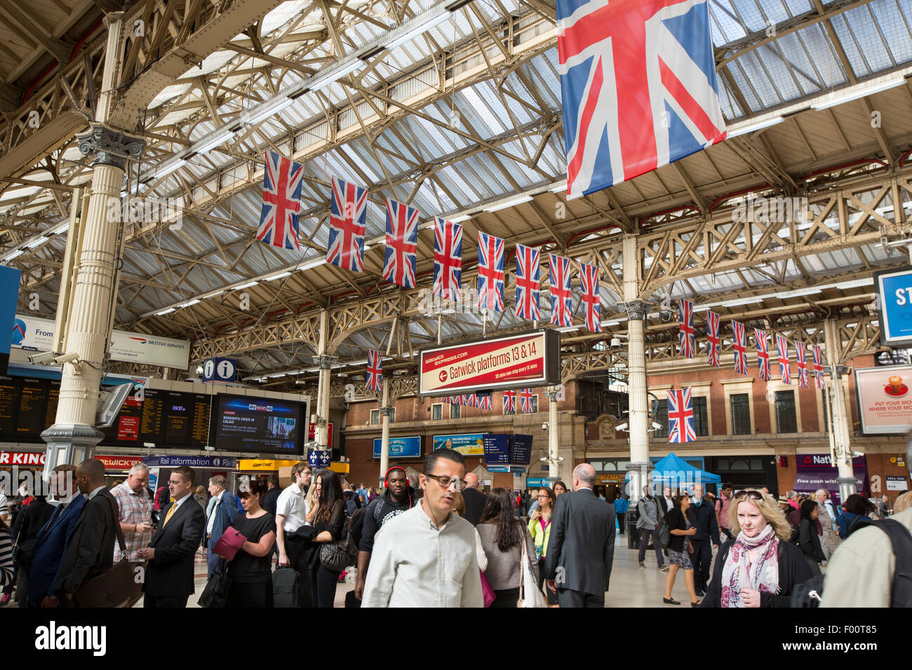 La stazione di Victoria a Londra, Regno Unito. Foto Stock