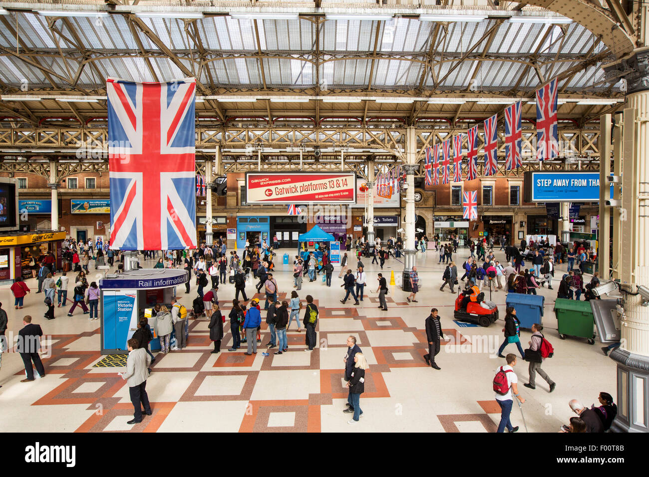 La stazione di Victoria a Londra, Regno Unito. Foto Stock