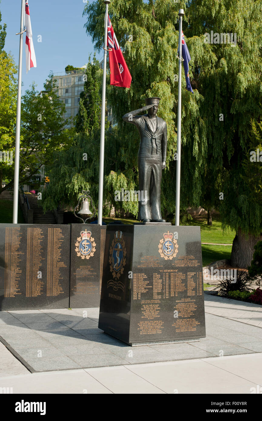 Il Royal Canadian associazione navale navi militari' Monumento in memoria, Burlington, Ontario, Canada Foto Stock
