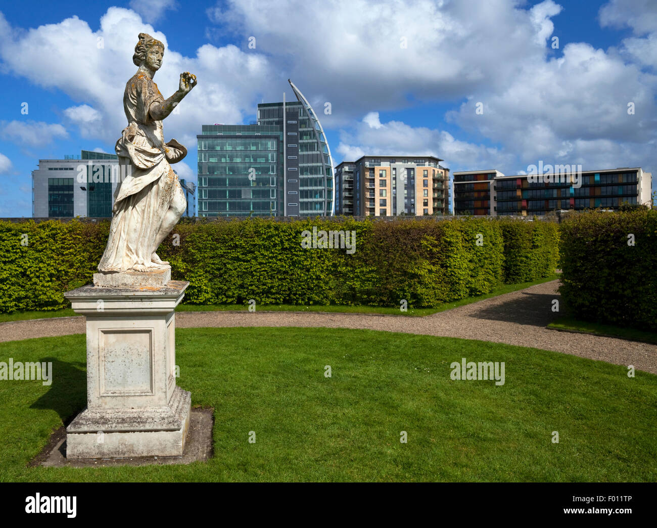 Rinnovato giardini formali presso il Museo di Arte Moderna di Kilmainham, Dublino, Irlanda Foto Stock