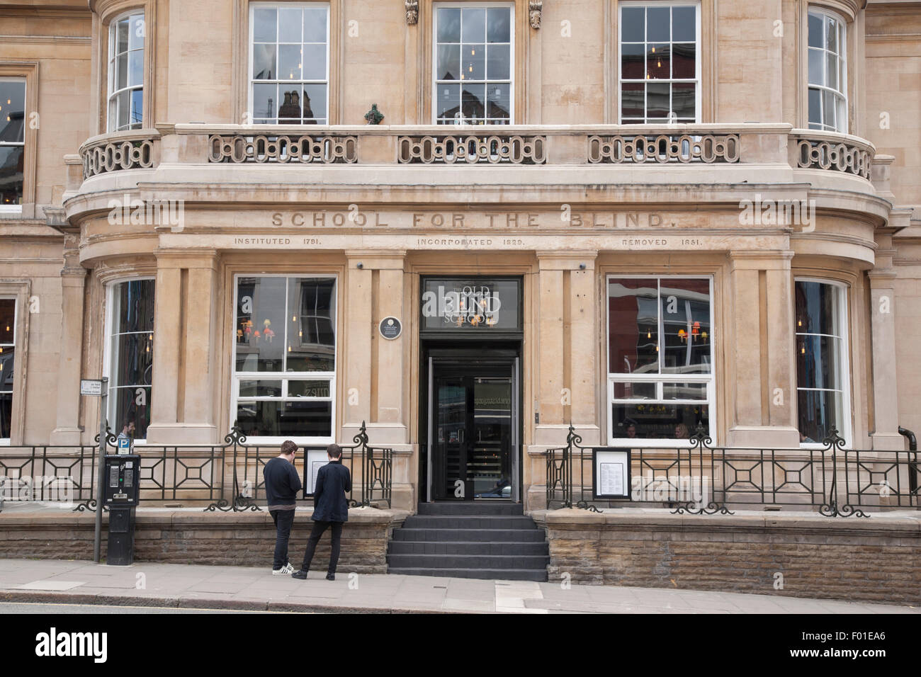 Il vecchio cieco Pub scolastici e cucina; Liverpool; Inghilterra; Regno Unito Foto Stock