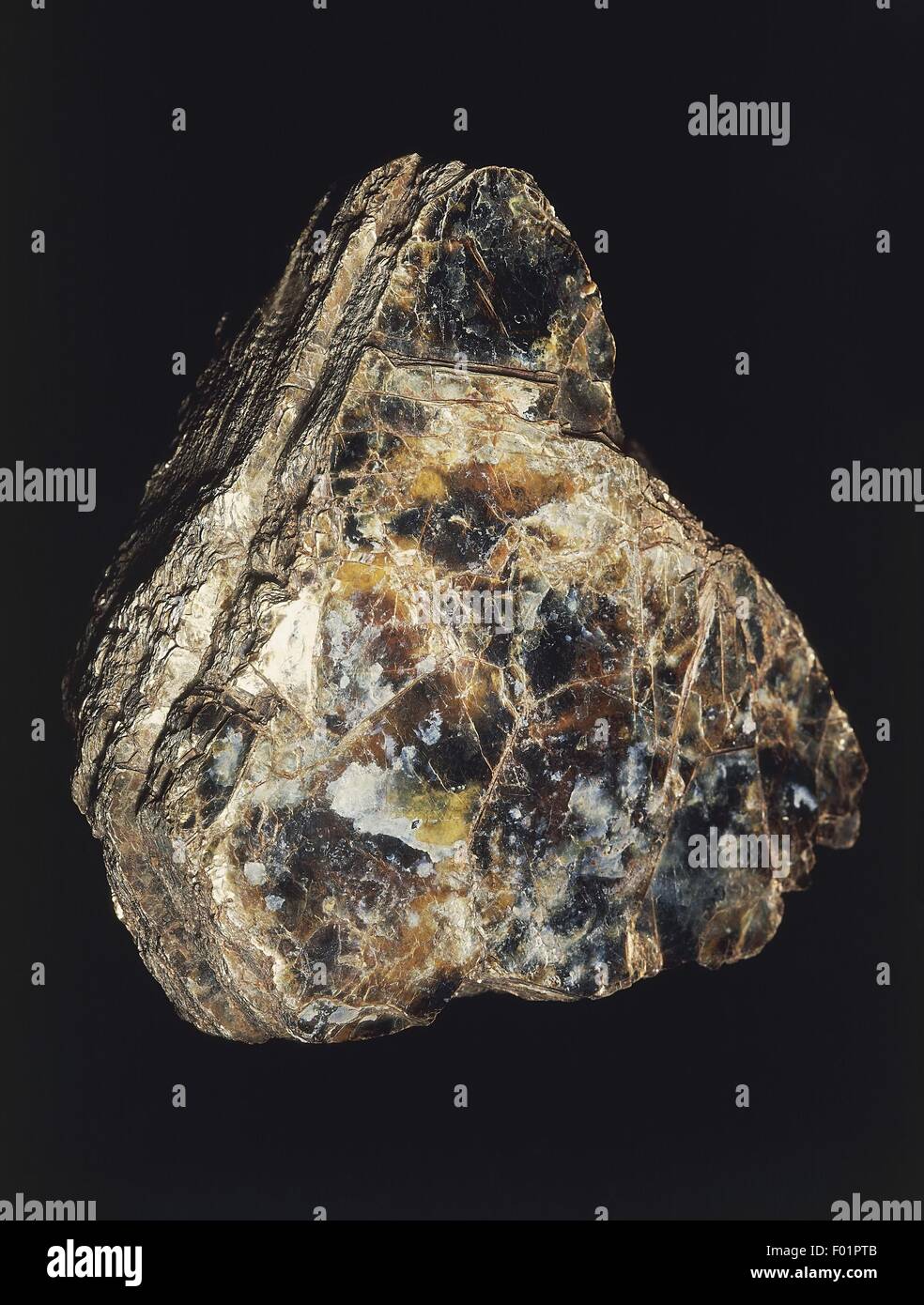 Minerali: silicati - Vermiculite (Idrato di Magnesio Ferro alluminio  idrossido di silicato Foto stock - Alamy