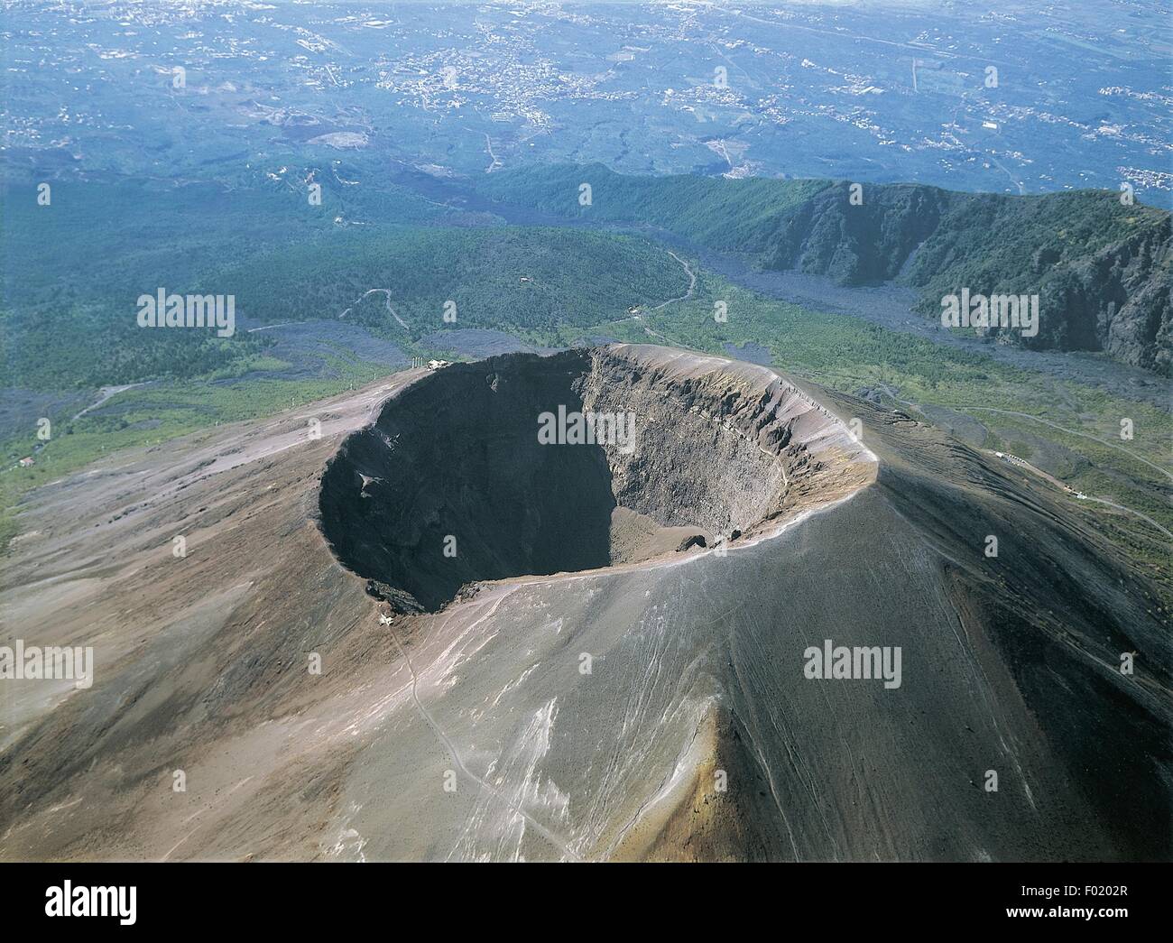 Italia - Regione Campania - Vesuvio - Cratere - Vista aerea Foto Stock
