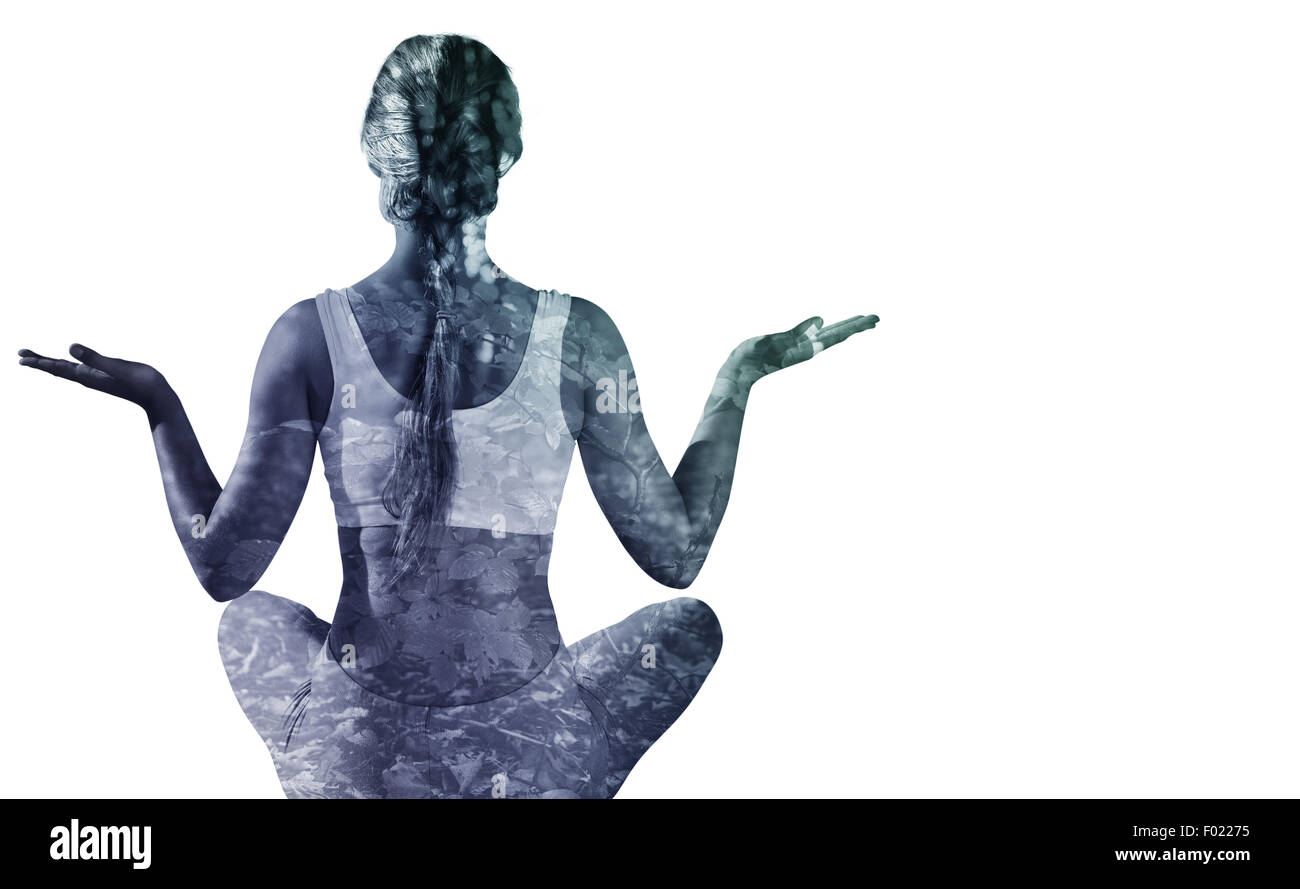Immagine composita del biondo sportivo in seduta lotus pongono Foto Stock