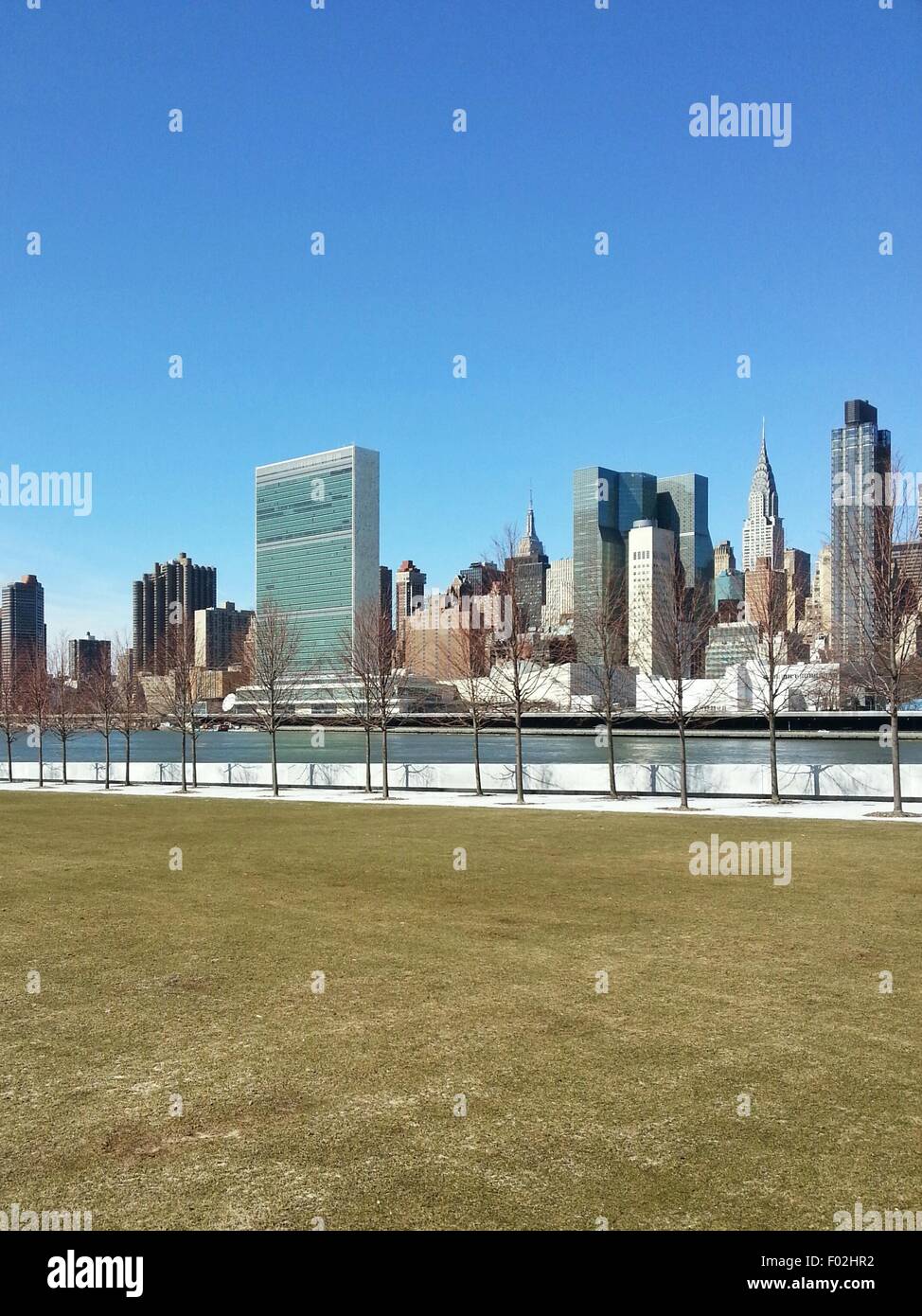 Skyline di Manhattan con il Palazzo delle Nazioni Unite, Manhattan, New York City, Stati Uniti d'America Foto Stock