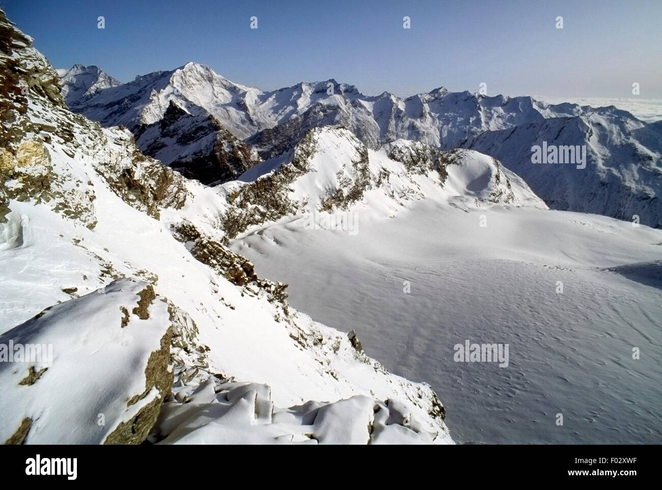 Vista del Allalin Glacier da Mittelallalin (3456 metri), Saas fee, Vallese, Svizzera. Foto Stock