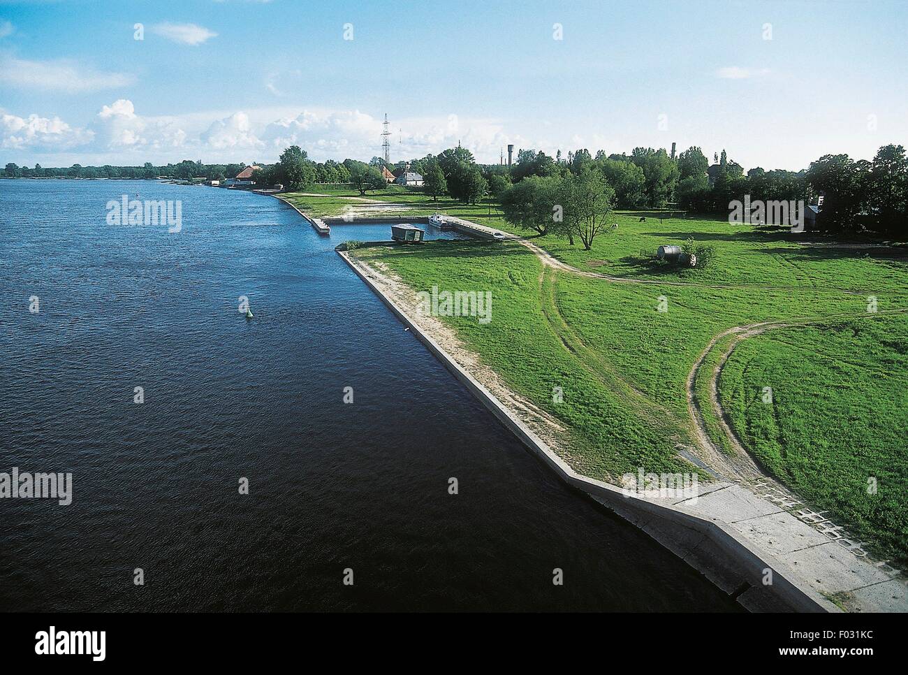 Il Neman (Nemunas) fiume lungo il confine tra la Lituania e la Russia. Foto Stock