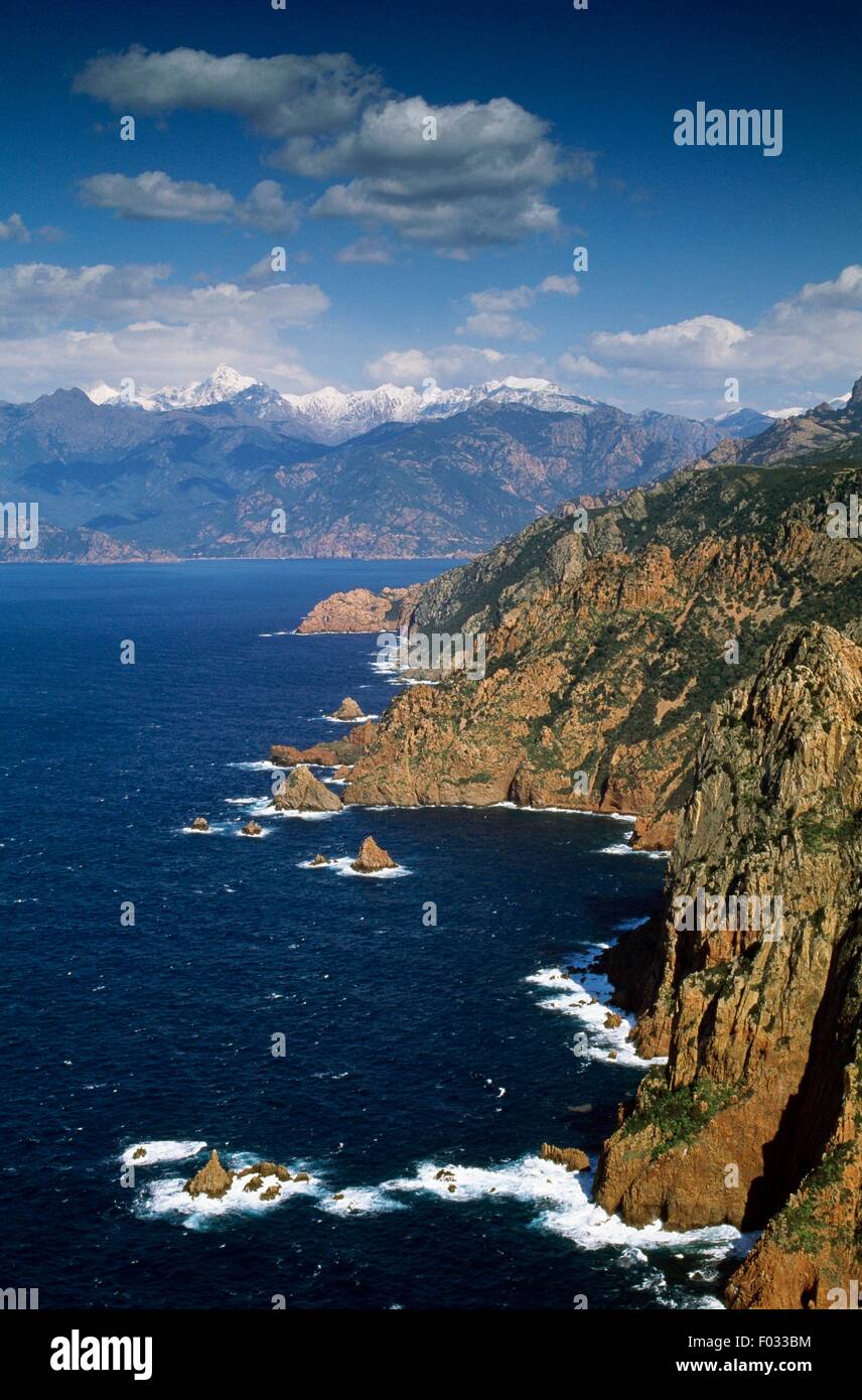 Capo Rossu e sezione della costa del golfo di Porto, Corsica, Francia. Foto Stock