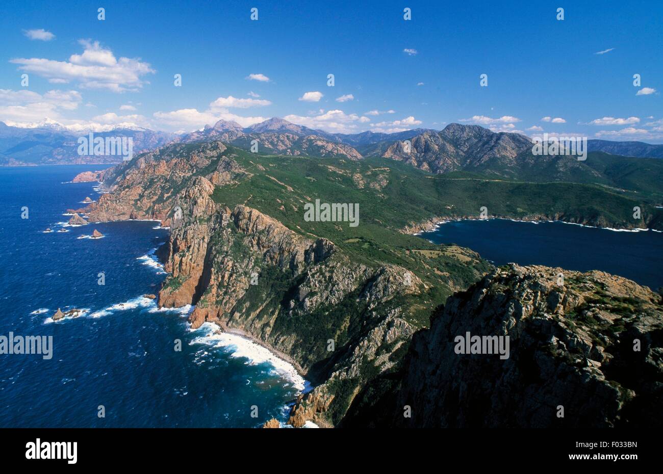 Capo Rossu e sezione della costa del golfo di Porto, Corsica, Francia. Foto Stock