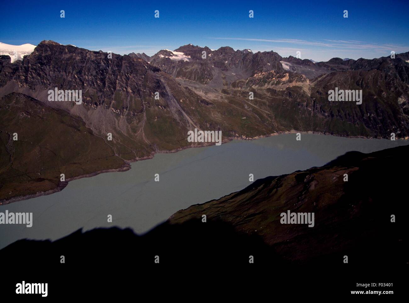Vista del Lac des Dix, Val d'Herens, Canton Vallese, Svizzera. Foto Stock