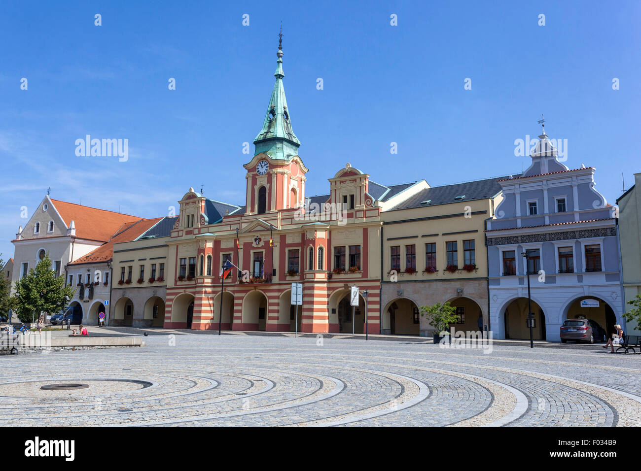 Il municipio sulla piazza principale, Melnik, Central Bohemia Repubblica Ceca Foto Stock