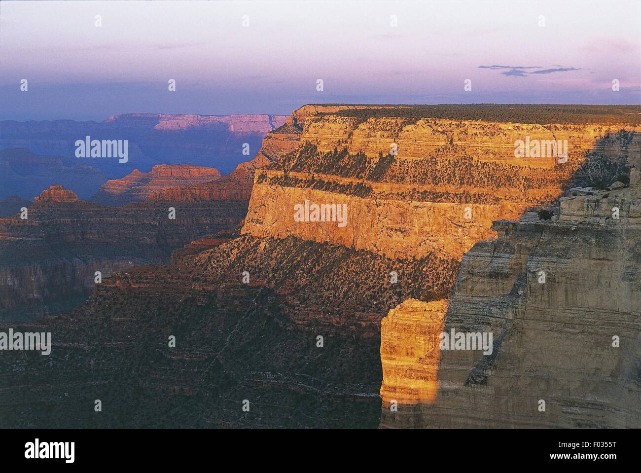 Stati Uniti d'America, Arizona, il Parco Nazionale del Grand Canyon (Patrimonio Mondiale UNESCO, 1979). Punto di madre, sunrise Foto Stock