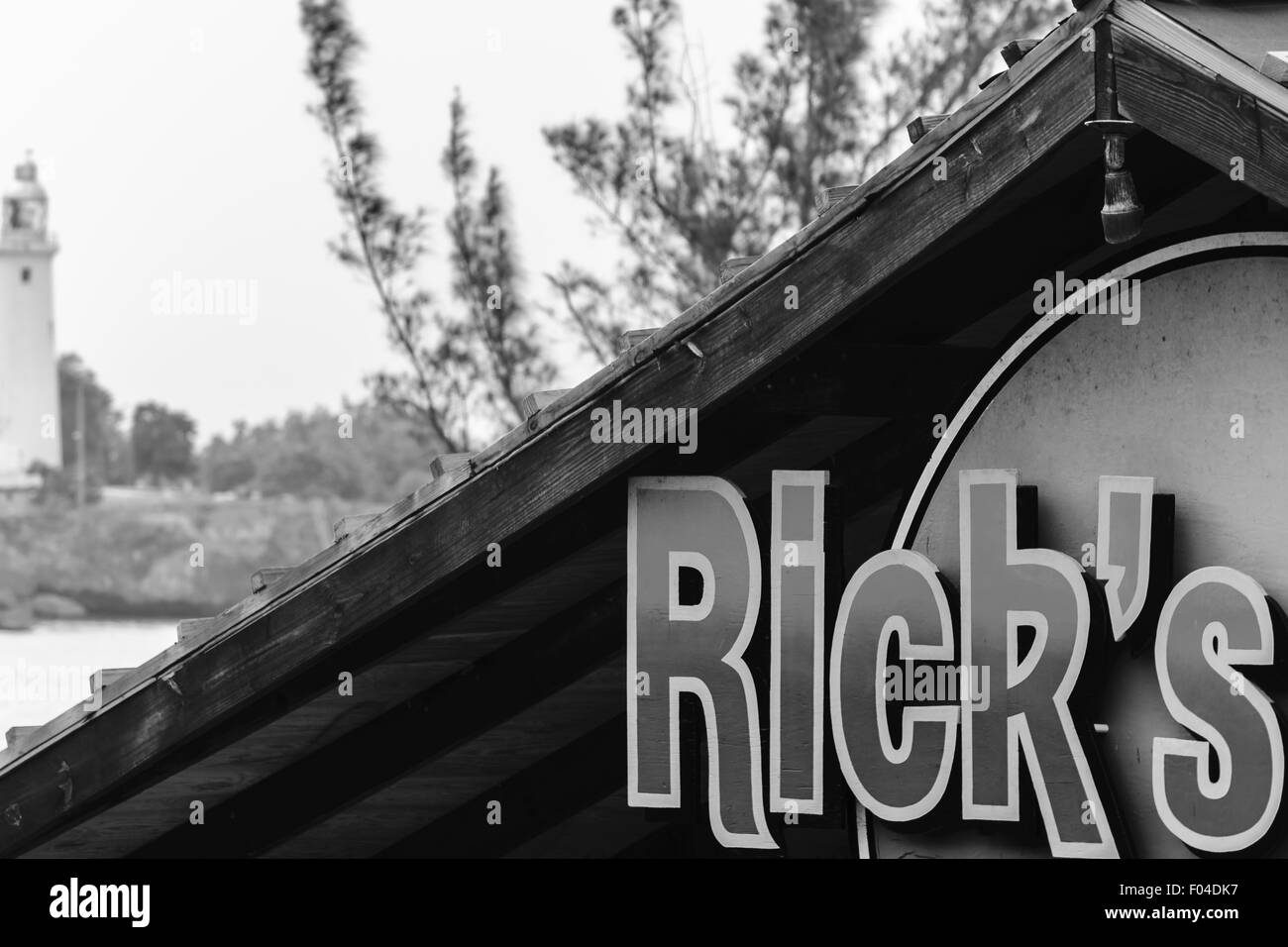 Negril, Giamaica - 30 Maggio 2015: Segno dentro Ricks Cafe a Negril, Giamaica. Foto Stock