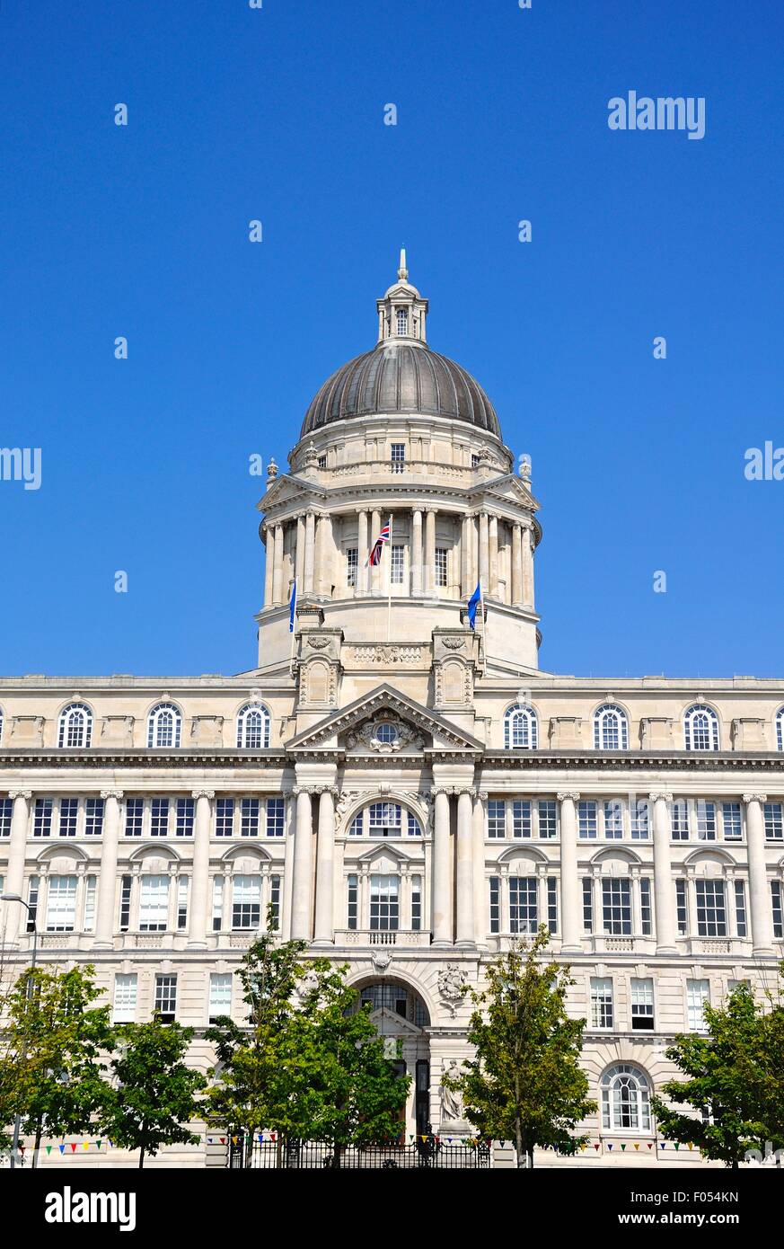 Porto di Liverpool edificio precedentemente noto come il Mersey Docks e scheda Harbour Office al Pier Head, Liverpool, Regno Unito. Foto Stock