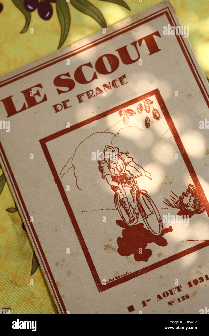 'Le scout' ,francese rivista scout dal 1931 Foto Stock