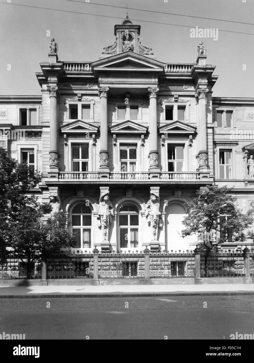 Geografia / viaggio, Germania, Karlsruhe, edificio, Prinz-Max-Palais, sede della Corte costituzionale federale 1951 - 1969, vista esterna, anni 60, diritti aggiuntivi-clearences-non disponibile Foto Stock