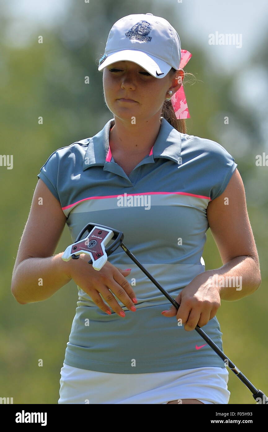 Dysina, Repubblica Ceca. 07 Ago, 2015. Repubblica ceca Katerina Vlasinova durante la Pilsen Golf Masters 2015 donne torneo di golf entro il Ladies European Tour (LET) serie tenutosi presso il Campo da golf Plzen-Dysina parco vicino Plzen, Repubblica Ceca, 7 agosto 2015. Credito: Pavel Nemecek/CTK foto/Alamy Live News Foto Stock