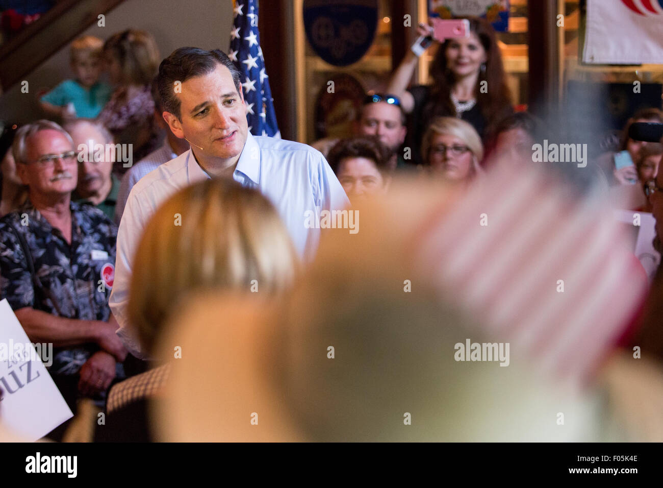 Stati Uniti Il senatore e GOP candidato presidenziale Ted Cruz parla durante una campagna stop alla libertà tocca Sala ristorante Agosto 7, 2015 in Mt Pleasant, Carolina del Sud. L evento è stato il kick off per sette giorni di bus tour chiamato Cruz Paese Bus Tour del sud degli Stati Uniti. Foto Stock