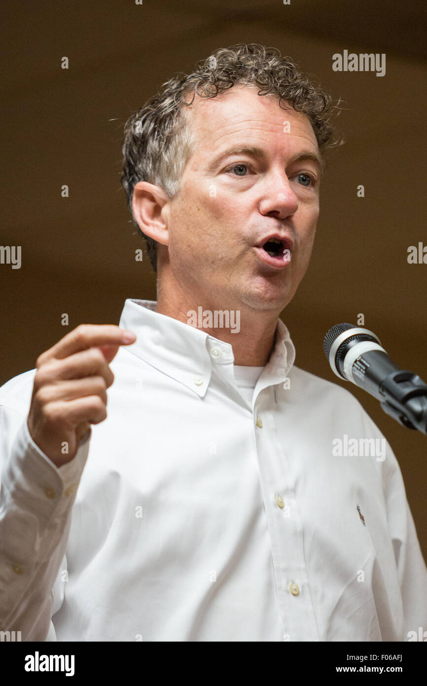Goose Creek, South Carolina, Stati Uniti d'America. 8 Ago, 2015. Stati Uniti Il senatore e GOP candidato presidenziale Rand Paolo parla durante una campagna stop alla VFW Hall 8 Agosto 2015 in Goose Creek, Carolina del Sud. Foto Stock