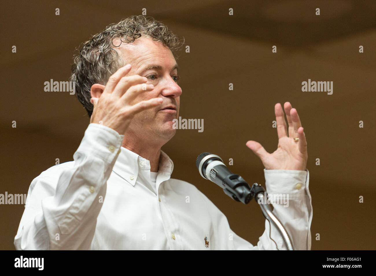 Goose Creek, South Carolina, Stati Uniti d'America. 8 Ago, 2015. Stati Uniti Il senatore e GOP candidato presidenziale Rand Paolo parla durante una campagna stop alla VFW Hall 8 Agosto 2015 in Goose Creek, Carolina del Sud. Foto Stock