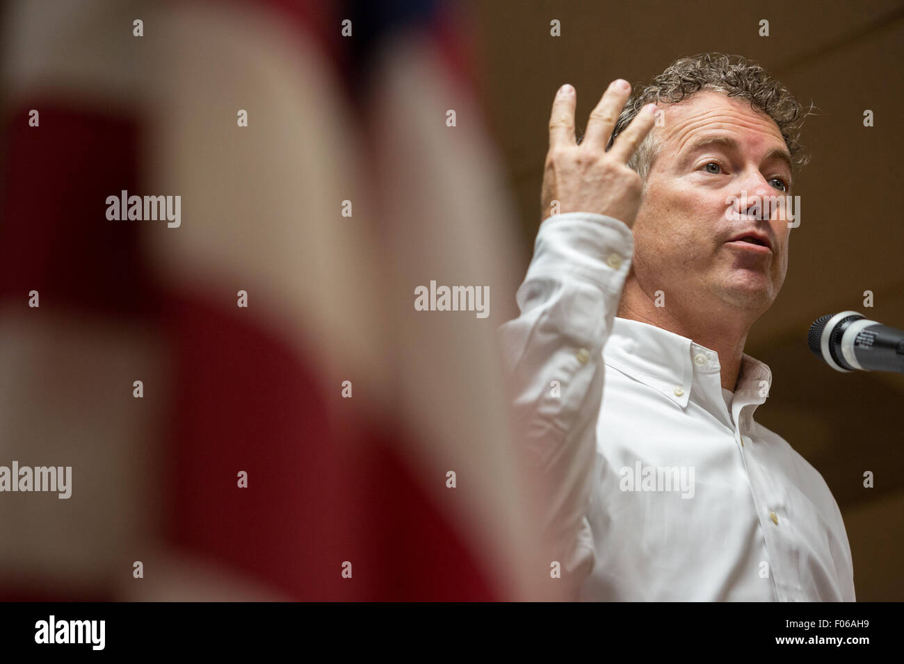 Goose Creek, South Carolina, Stati Uniti d'America. 8 Ago, 2015. Stati Uniti Il senatore e GOP candidato presidenziale Rand Paolo parla durante una campagna stop alla VFW Hall 8 Agosto 2015 in Goose Creek, Carolina del Sud. Foto Stock