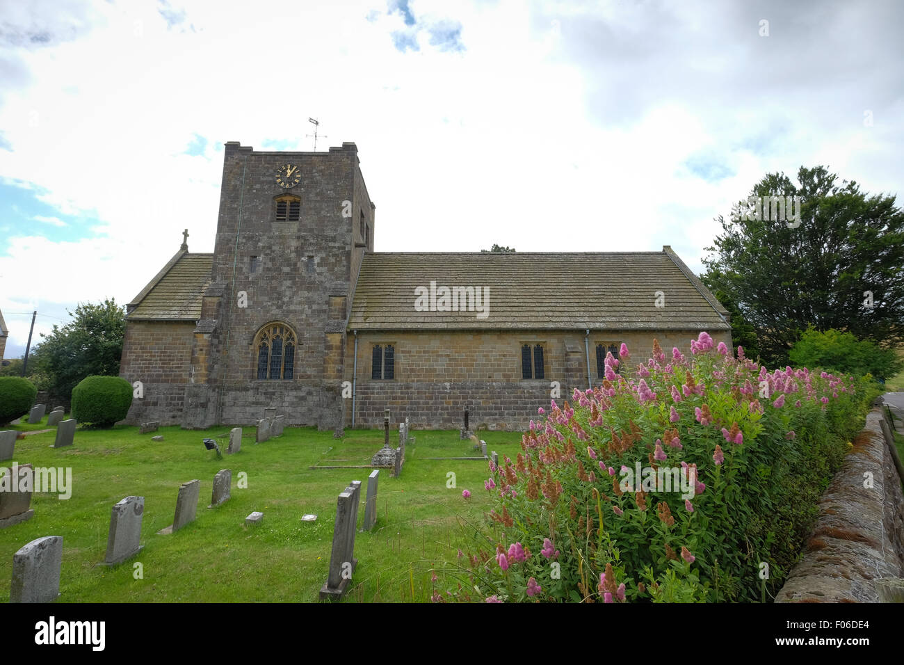 Chiesa di Santa Maria nel villaggio di Goathland nel North Yorkshire Moors. Il villaggio featured in show televisivo Heartbeat Foto Stock