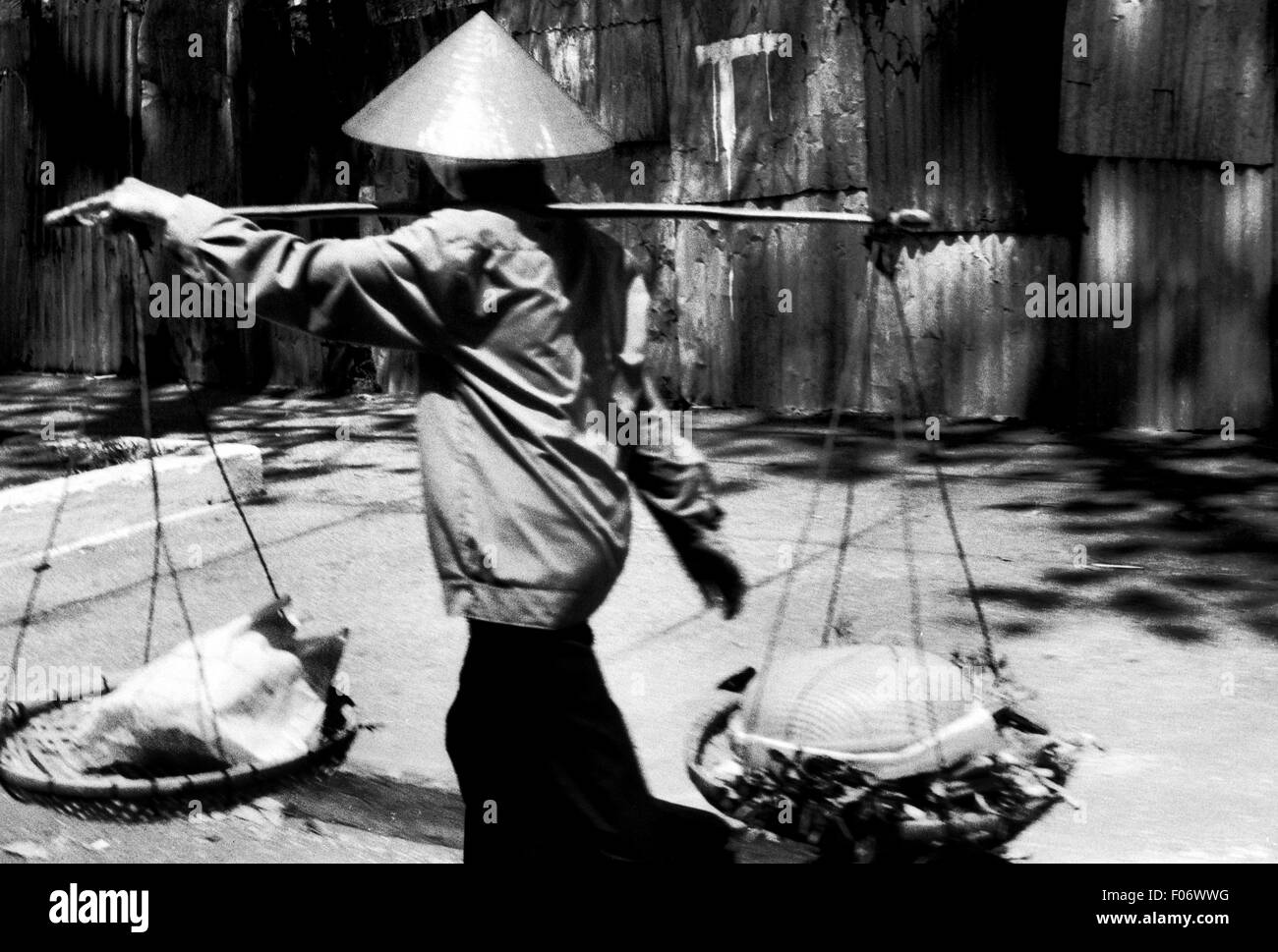 Il trasporto di merci il Vietnam brian mcguire Foto Stock