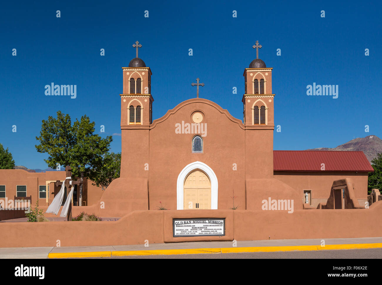 La città vecchia di San Miguel chiesa della missione complessa in Socorro, Nuovo Messico, Stati Uniti d'America. Foto Stock