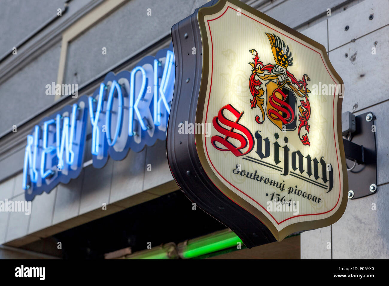 Svijany segno di birra, bar Repubblica Ceca Foto Stock