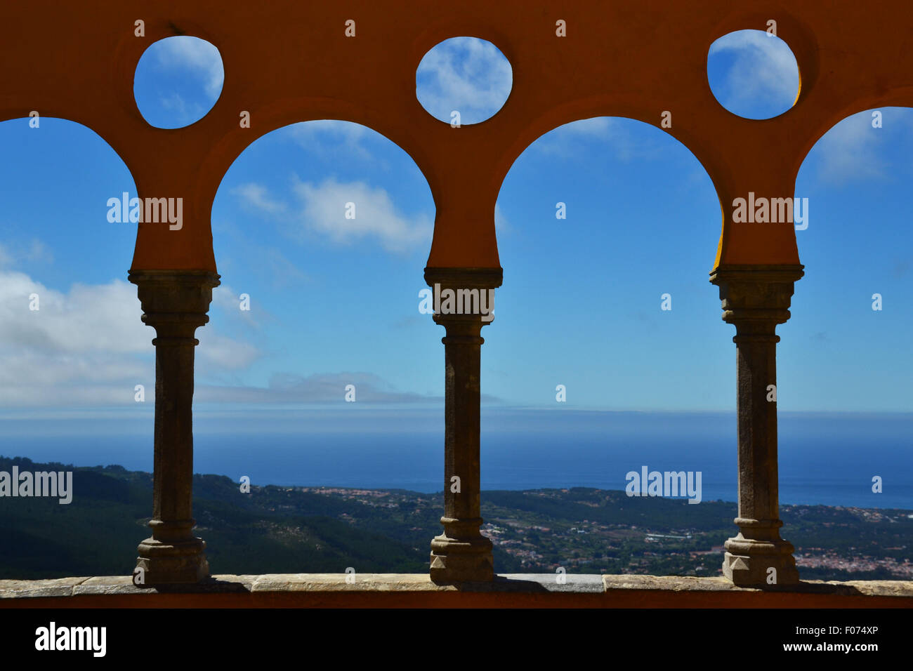 Gli archi della pena il Palazzo Nazionale di Sintra Foto Stock