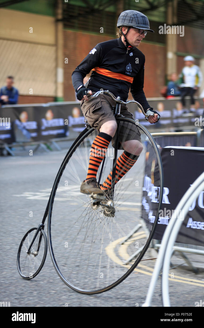 Il Penny Farthing gara al Giove London Nocturne, 2015 Foto Stock