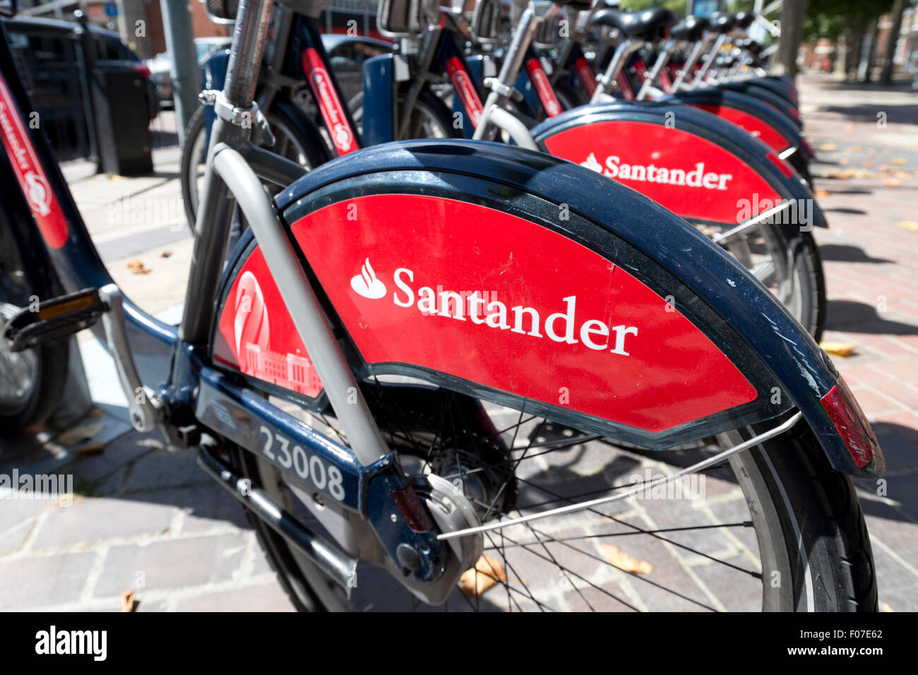 Londra Santander cycle hire scheme, UK. Foto Stock