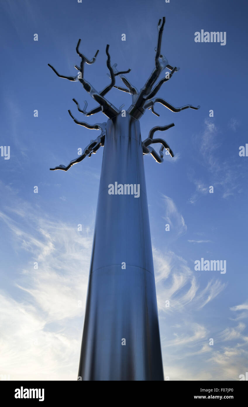 La scultura al di fuori di Visual, il Centro per le Arti dello spettacolo e George Bernard Shaw Theatre, Carlow Town, Irlanda Foto Stock