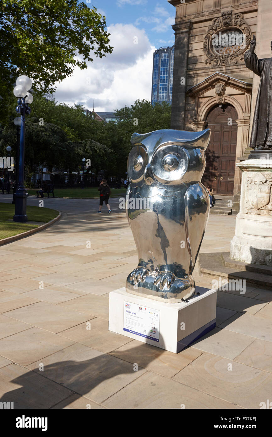 Il gufo scultura parte della grande arte hoot caso Birmingham, Regno Unito Foto Stock