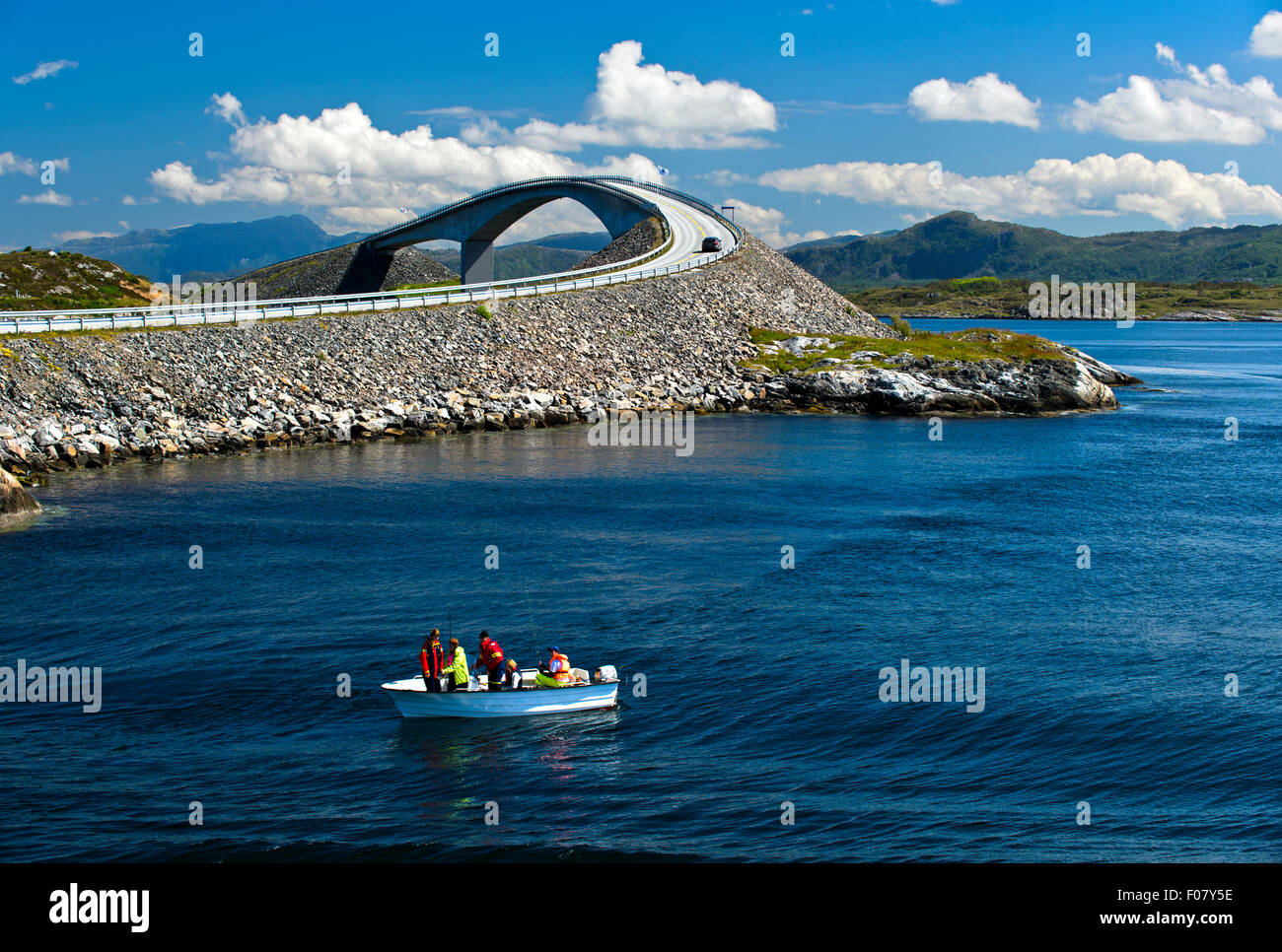 Ponte Storseisundet, Storseisundetbrua, sulla strada Atlantica, Atlanterhavsveien, Møre og Romsdal contea, Norvegia Foto Stock