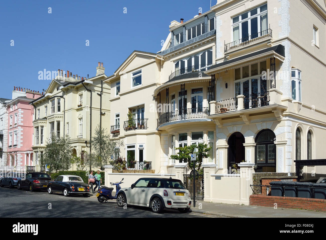 Case su Albert terrazza, Primrose Hill, London Borough of Camden, London, England, Regno Unito Foto Stock Case su Albert terrazza, Primrose Hill, London Borough of Camden, London, England, Regno Unito Foto Stock