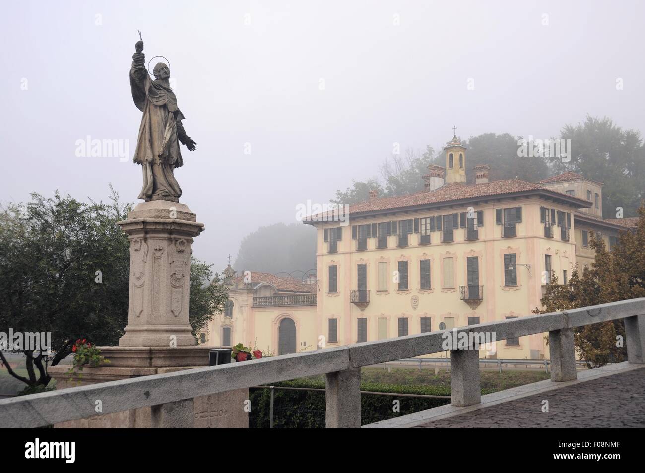 Cassinetta di Lugagnano tipico piccolo villaggio nei pressi di Milano (Lombardia, Italia), Villa Visconti-Castiglioni-Maineri Foto Stock