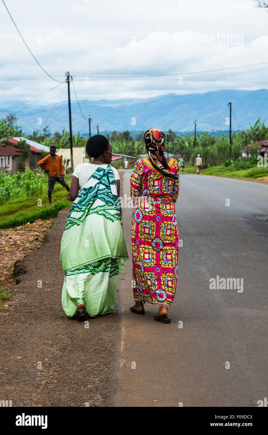 Genocidio collettivo vedove all'interno della Cooperativa Gashonga a Cyangugu, Ruanda Foto Stock