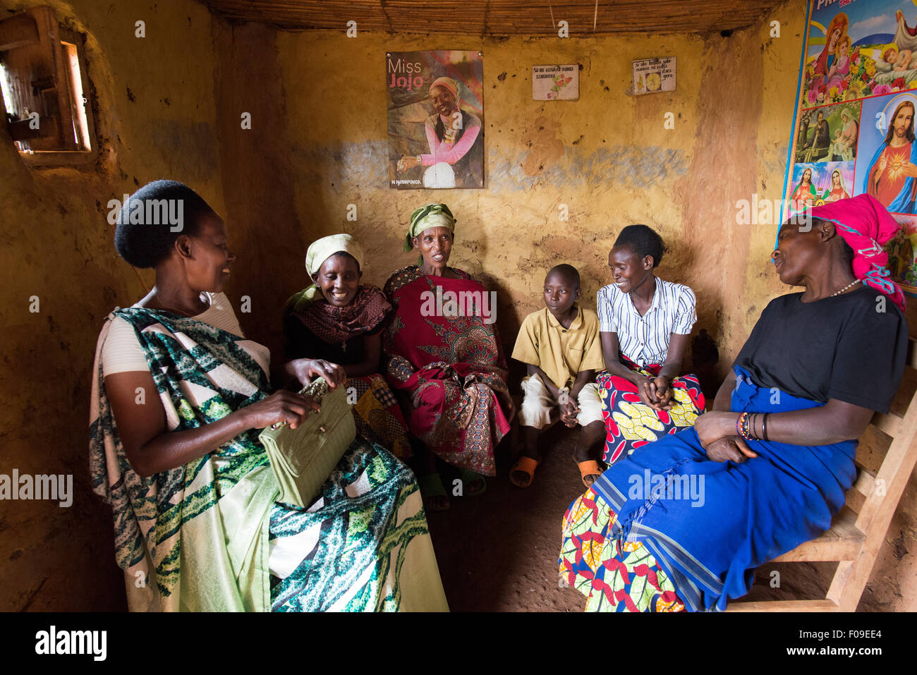 Genocidio vedove caffè collettivo, il lago Kivu, Ruanda Foto Stock
