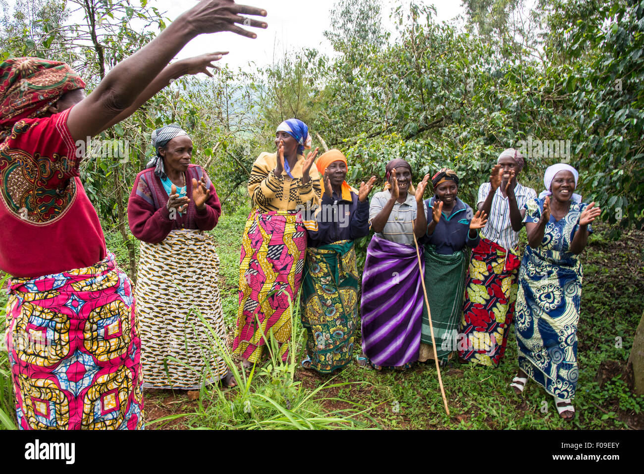 Genocidio vedove caffè collettivo, il lago Kivu, Ruanda Foto Stock