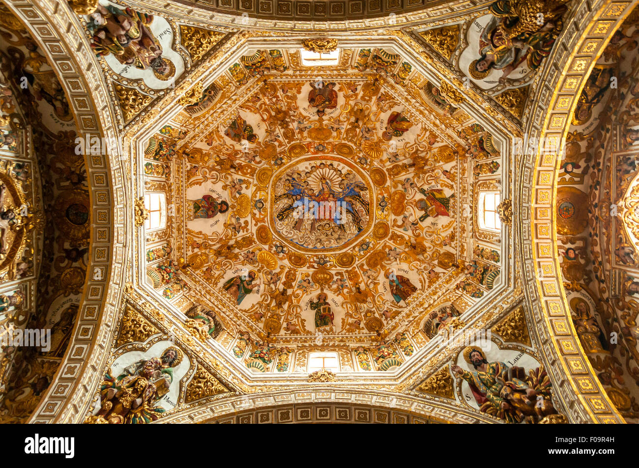 Soffitto a cupola in Parroquia de Santo Domingo, Oaxaca, Messico Foto Stock