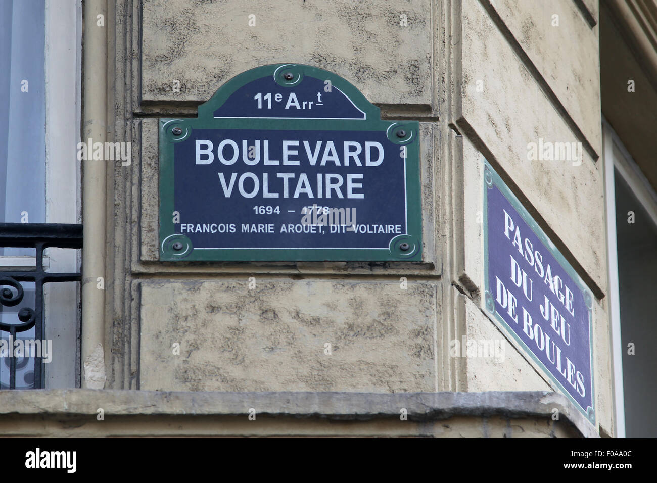 Strada segno Boulevard Voltaire Parigi Francia Foto Stock